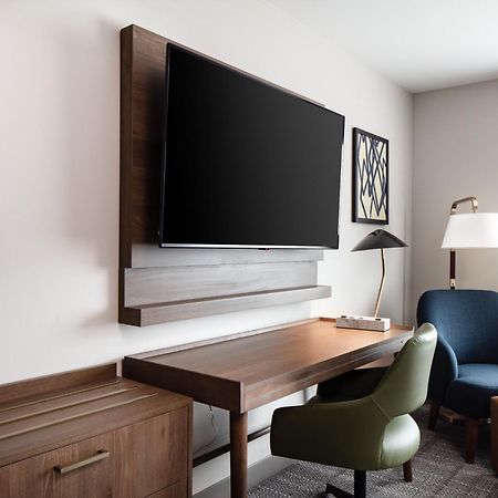 Staybridge Suites - Iowa City - Coralville By Ihg Экстерьер фото