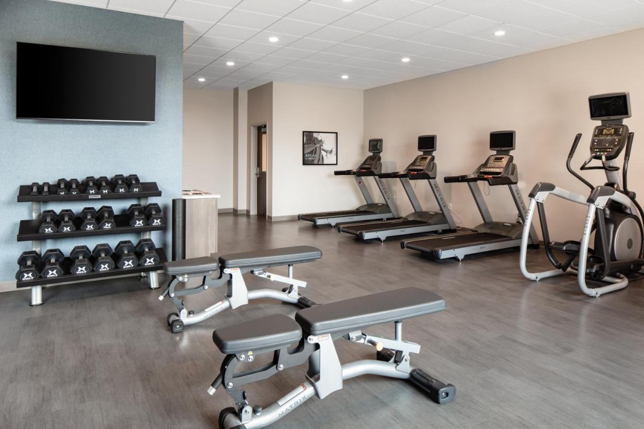 Staybridge Suites - Iowa City - Coralville By Ihg Экстерьер фото