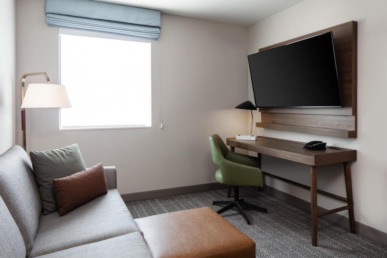 Staybridge Suites - Iowa City - Coralville By Ihg Экстерьер фото